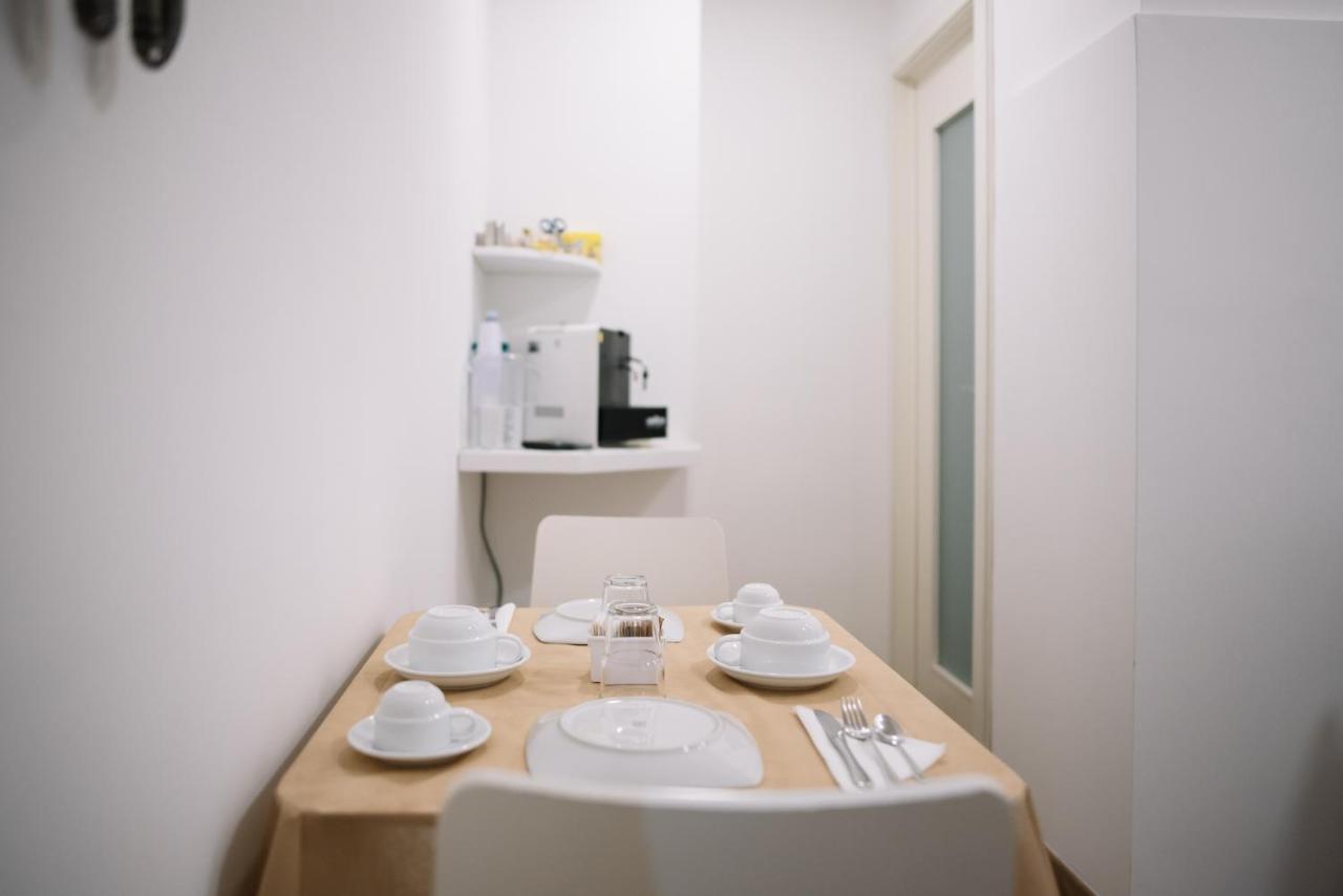 Couette-café Hotei 3*